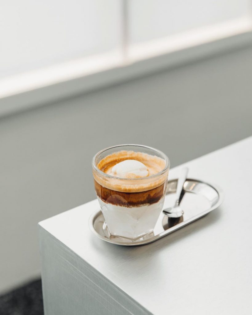 คาเฟ่เท่เมืองอุดร - "Option Coffee Bar" (เปิดใหม่ 2019) #รีวิวอีสาน #รีวิวอุดร reviewesan.com